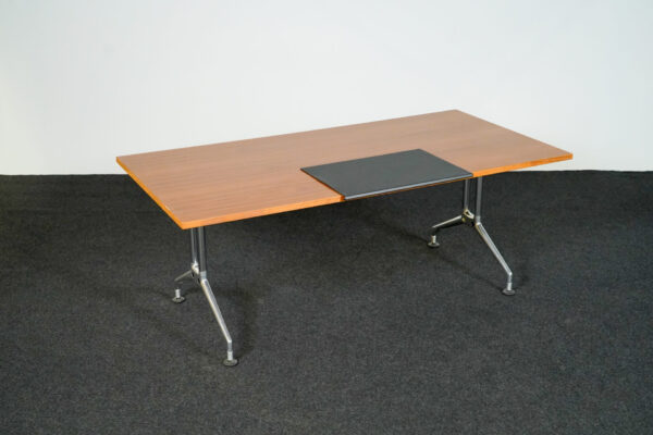 Vitra Ad Hoc Desk