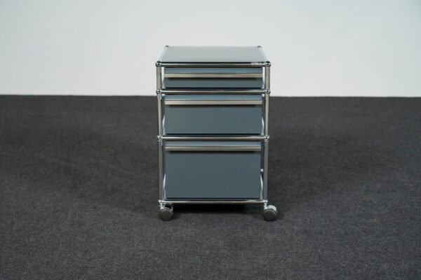 USM Haller Mobile Containers