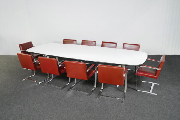 Vitra Konferenztisch + 10x Knoll Brno