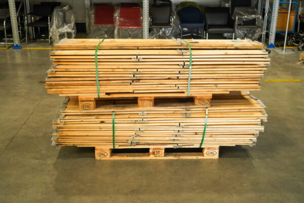 Faisceau de colliers de palettes en bois traité thermiquement