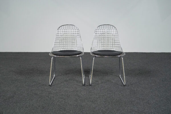 Set of 2 visitor chairs