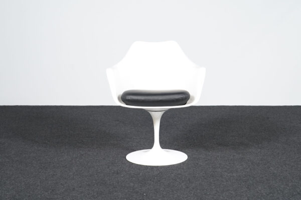 Knoll International Tulip Armchair
