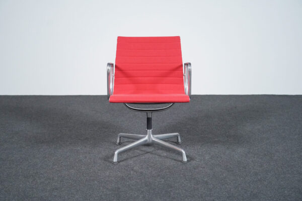 Vitra EA 107