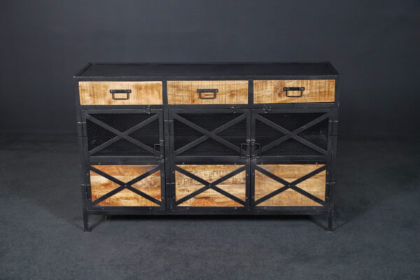 Sideboard aus Metall mit Holztüren