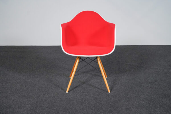 Vitra DAW Armchair
