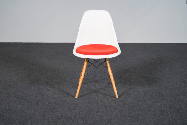 Vitra DSW Plastic Chair