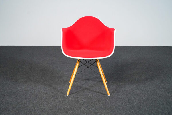 Vitra DAW Armchair