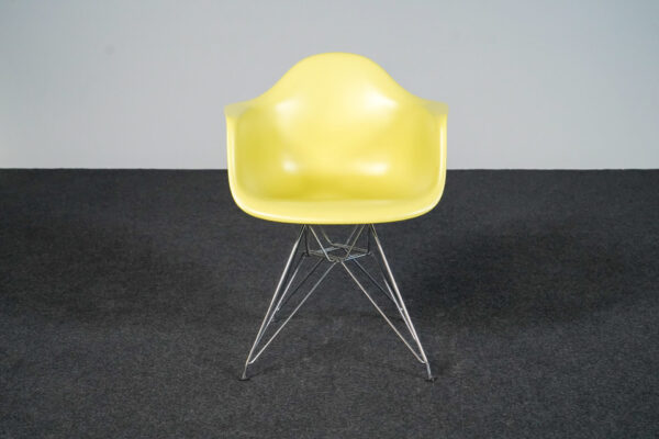 Vitra DAR Armchair
