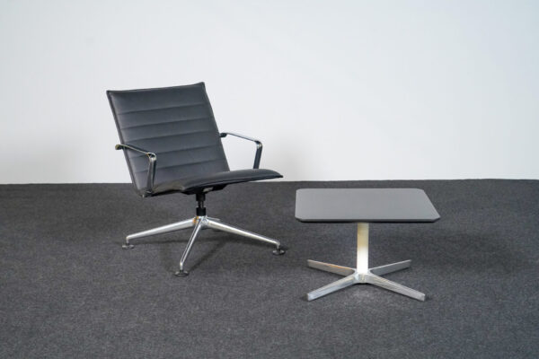 Hiller Blaq Lounge inkl. Beistelltisch