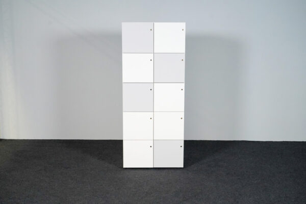 Bene Schrank mit Schließfächern